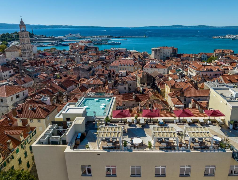 Hotel Cornaro rooftop