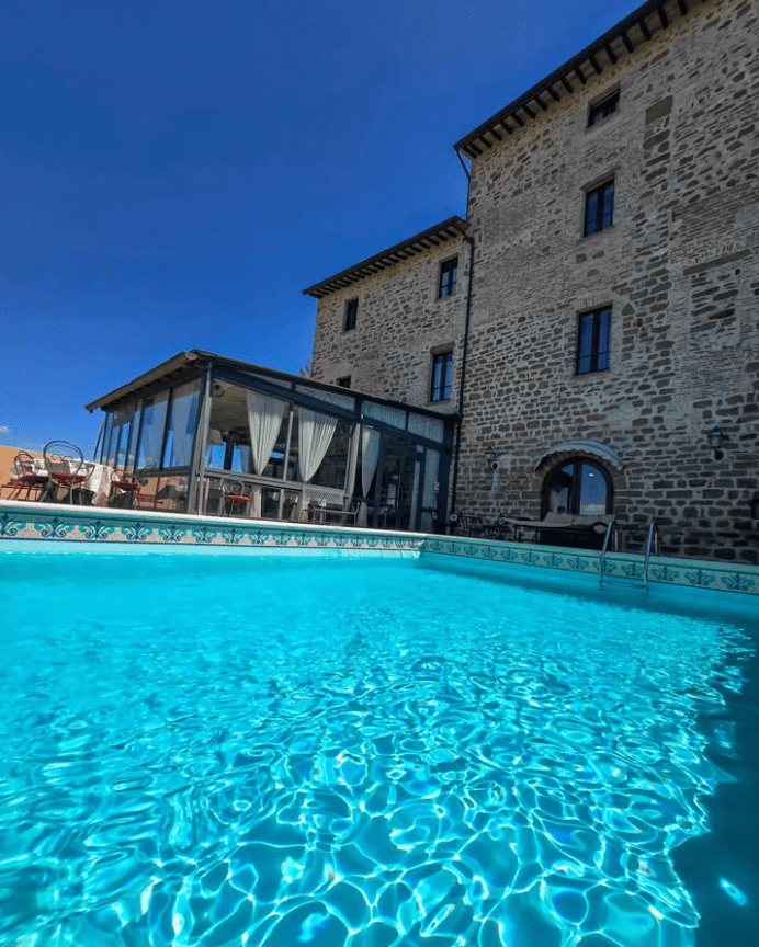 La corte di bettona pool