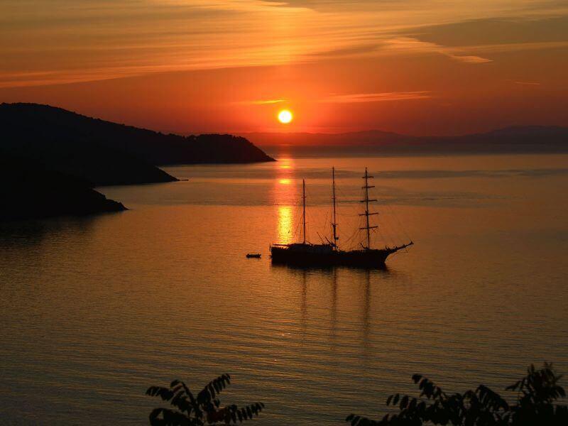 Italy Tuscany Sail and Bike Elba sunset
